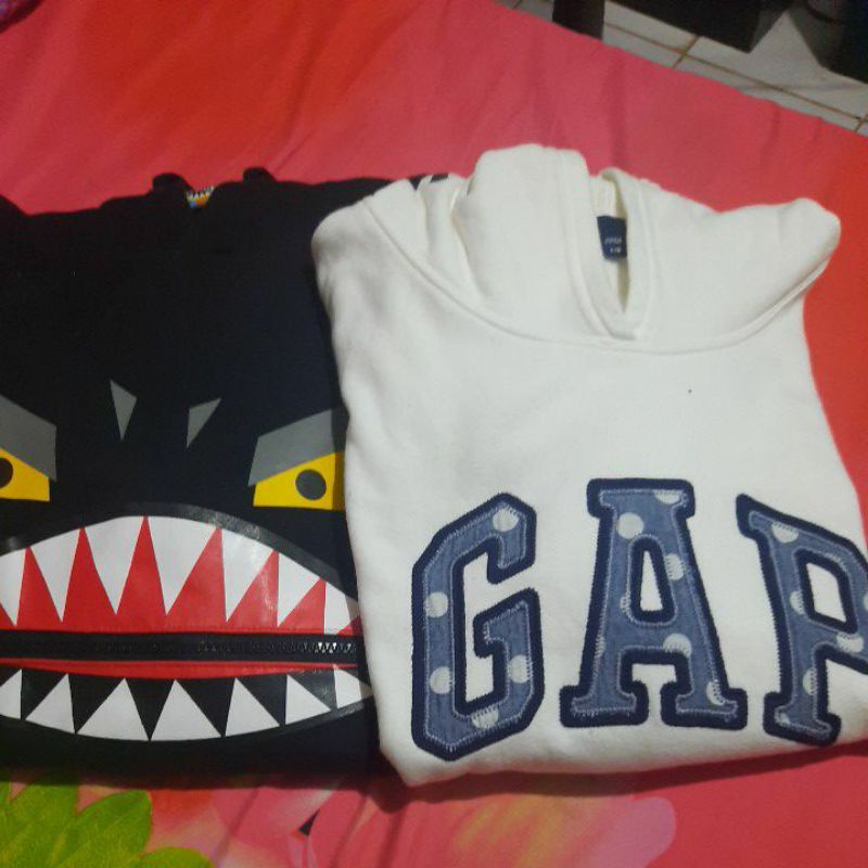 crewneck Elstinko like new+GAP putih