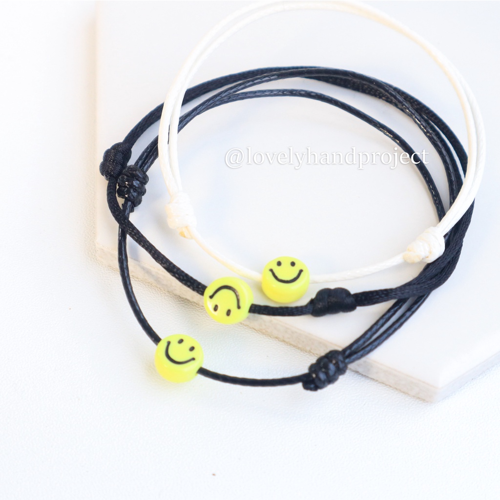 Gelang Couple Persahabatan Manik Smile Emoji Kuning Nirvana Kim Seon Ho Tali Korea anti air kapelan etnik bracelet bukan magnet simple koeran style