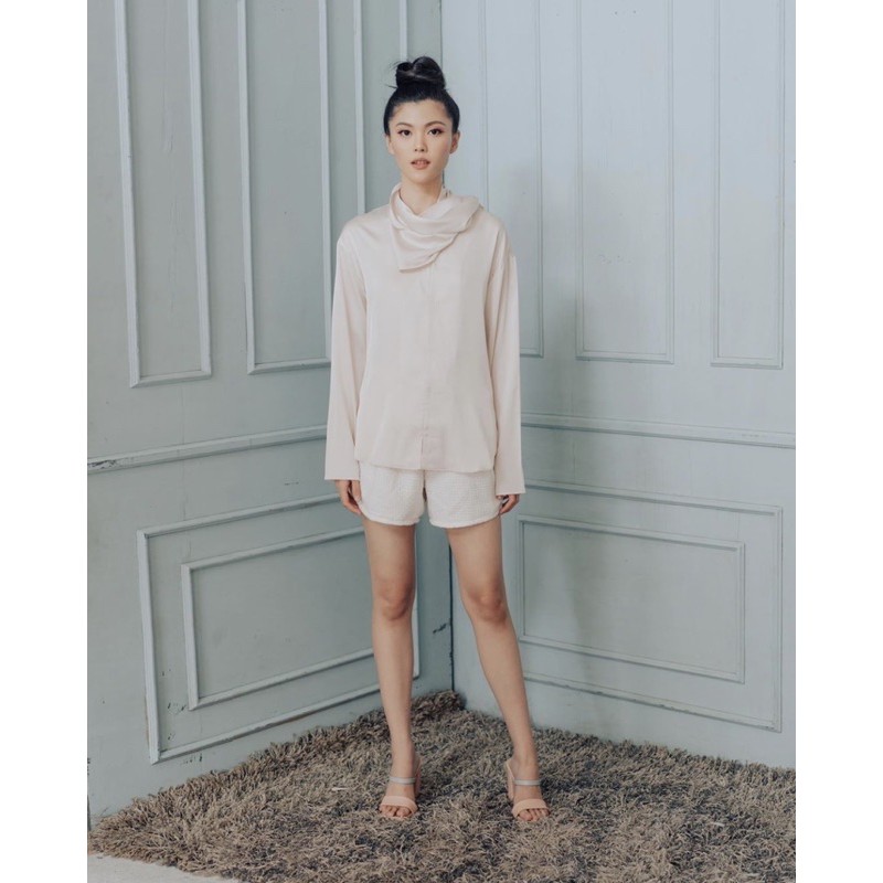 Mmehuillet x Novere LAIA in gardenia