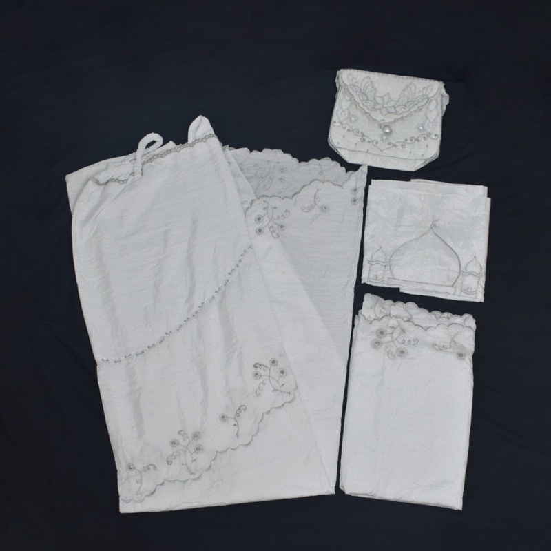 mukena parasut bordir garga / telekung dewasa / mukena traveling