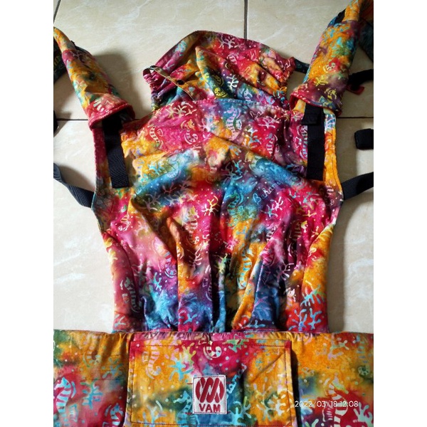 Preloved gendongan Ssc Vam Attuned Carrier