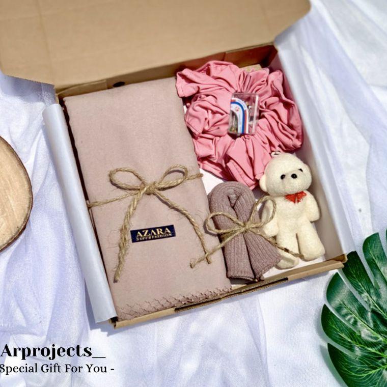 

✔ Hampers Cewek hijab/kado ulang tahun lebaran dan wisuda serbuuu !