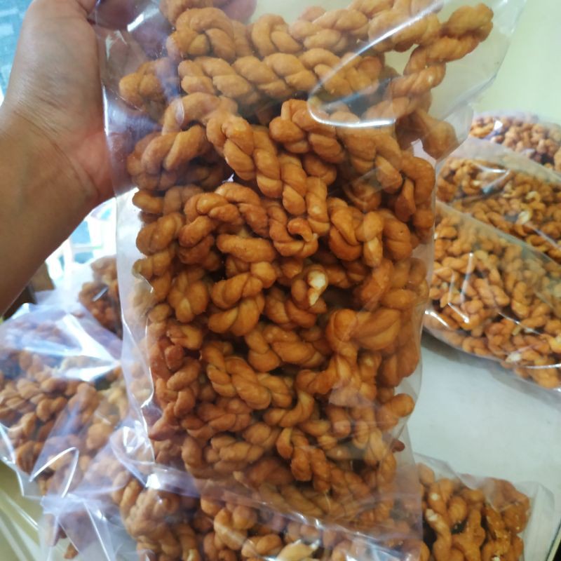 

KUE TAMBANG MANIS ENAK 500GR
