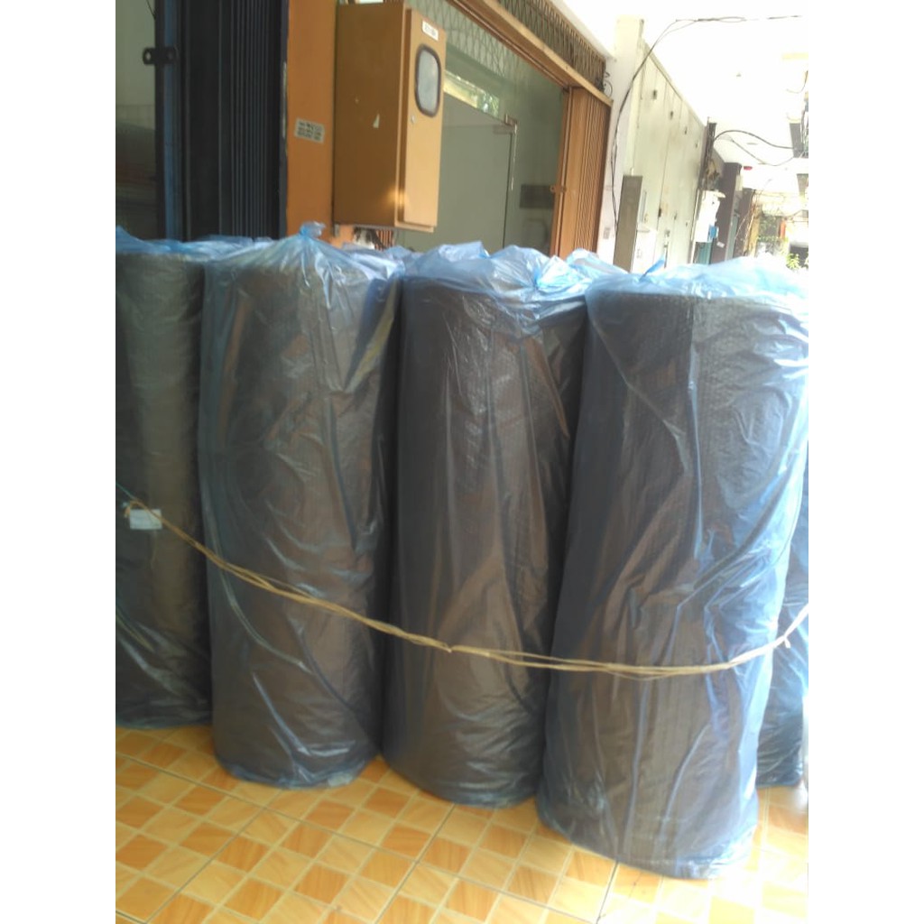 

Bubble Wrap Warna Hitam 125 Cm X 50 m