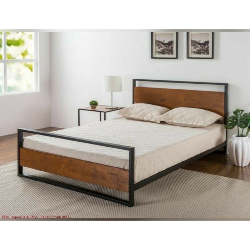 Dipan Besi Kayu Jati Minimalis/Tempat Tidur Besi Kayu