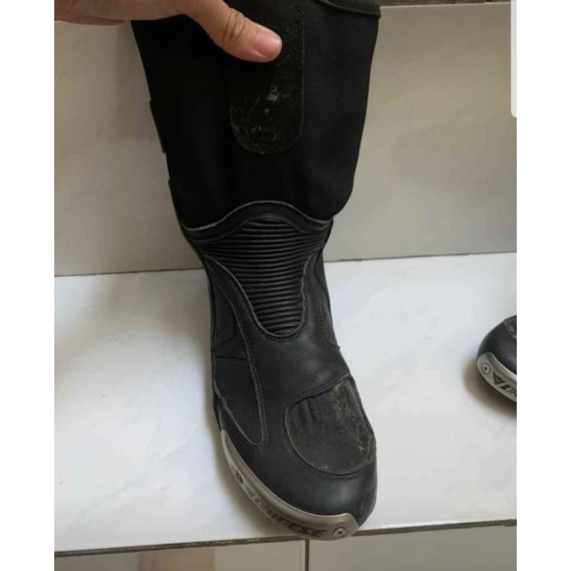 Sepatu Balap Dainese Axial Pro Carbon