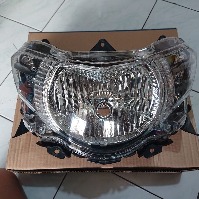 Lampu Depan Mio Soul GT 1 set+ Reflektor Merk Win