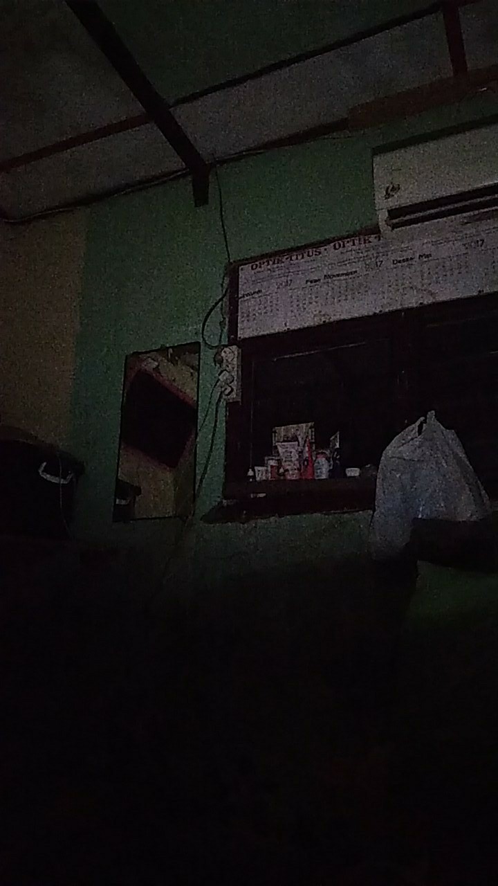 Kelambu Gantung Kotak Polos 150x200cm