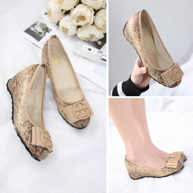 *TORY BURCH WEDGES 203-1*wb