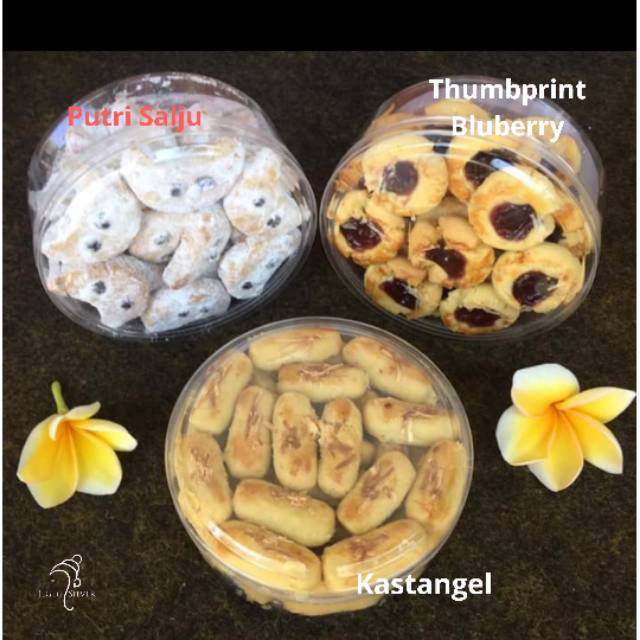 

Kue Kering Kue Lebaran Natal Cookies Homemade Murah Enak dan Halal Berat 250gr(paket isi 6)