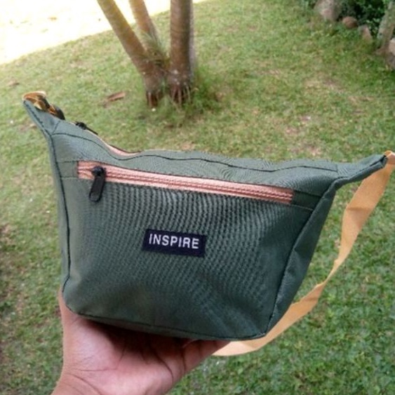 Tas Selempang Trendy Black Mini Pria Wanita Inspire Dikie Keren Murah Tas Distro -BG111