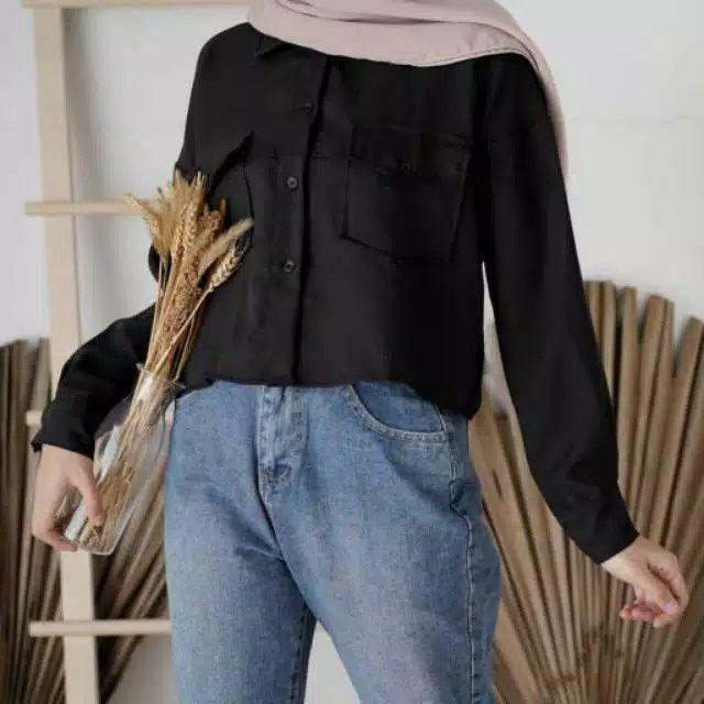 KEMEJA WANITA POCKET HYENA-Hitam