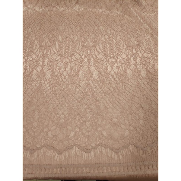 Kain Brokat Chantily Potongan Kebaya (3m x 1.5m) 683B