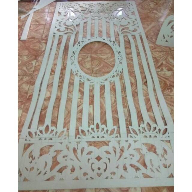 Pelaminan karet spon baground