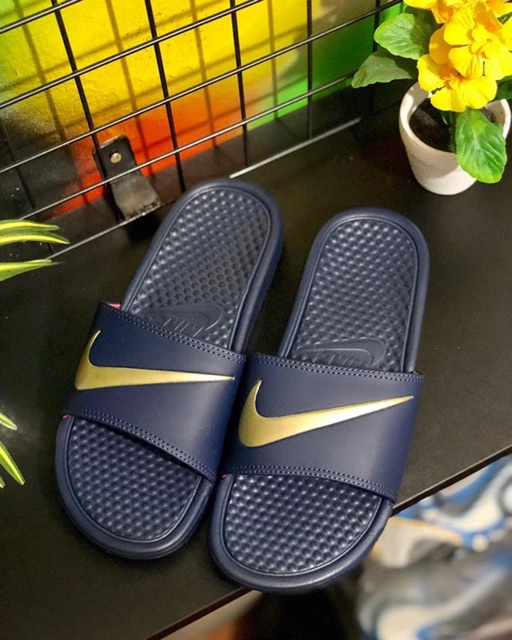 nike kito sandals