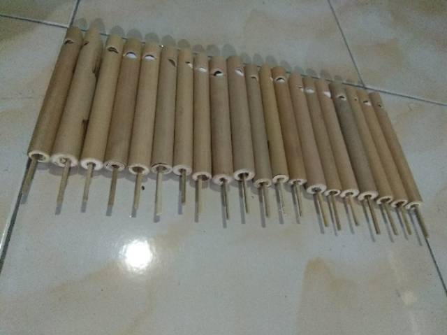 (BISA COD) 1 SET PELUIT BAMBU BUNYI CUIT-CUIT BURUNG ISI 20 PCS MAINAN ANAK TRADISIONAL SOUVENIR