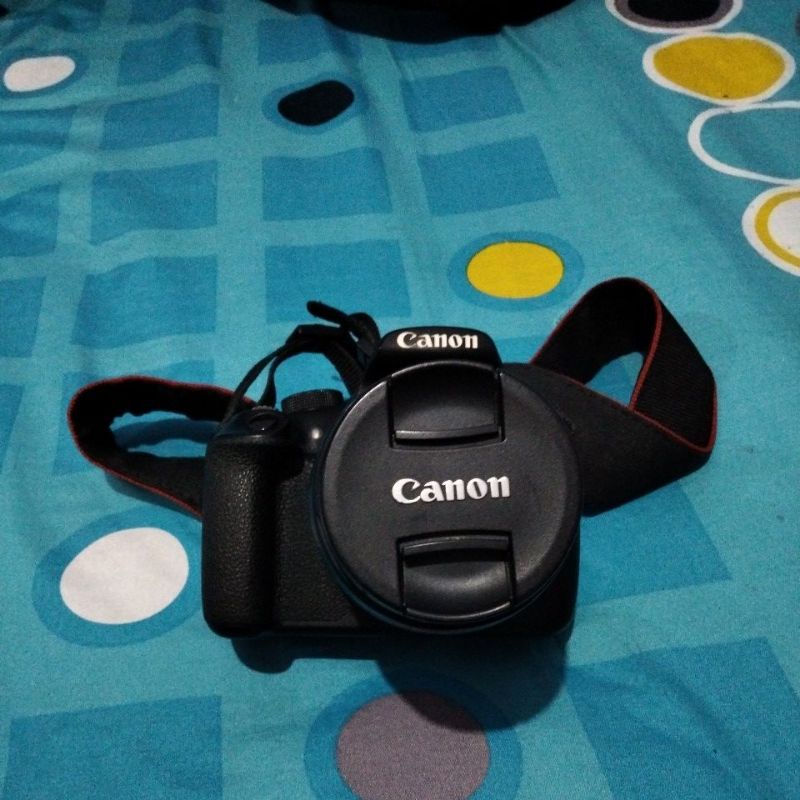 kamera Canon EOS 1200D