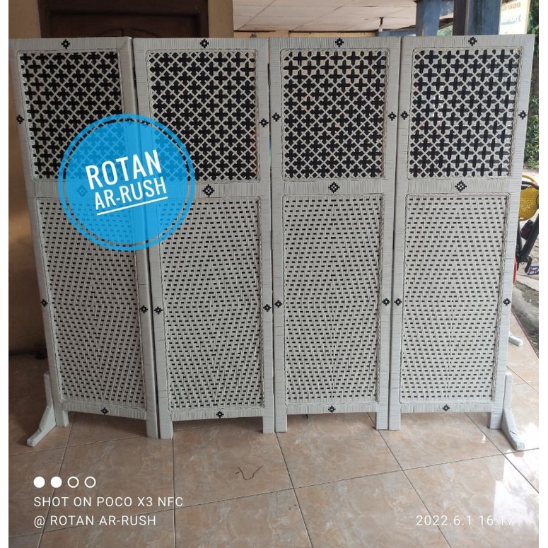 PARTISI PENYEKAT RUANGAN / SKETSEL PENYEKAT / PENYEKAT RUANGAN