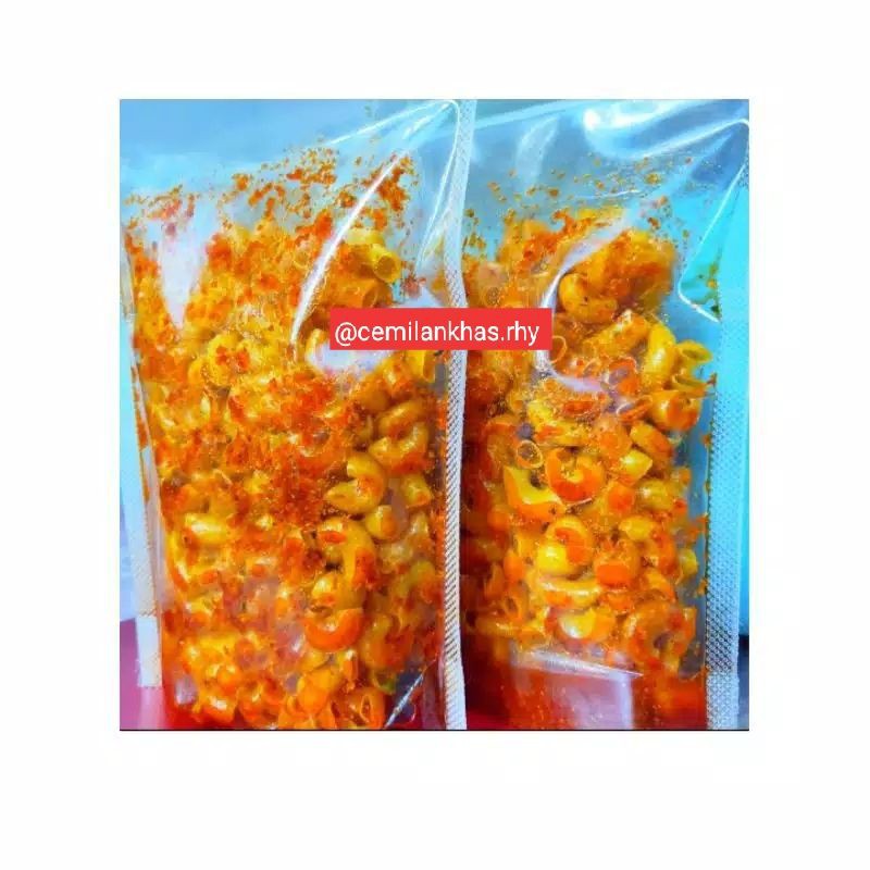 MAKARONI BANTET / MAKARONI PEDAS KENCUR DAUN JERUK 100g / SNACK PEDAS / MAKANAN RINGAN / CEMILAN