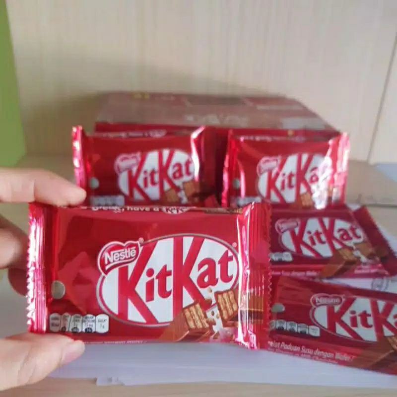 

Kitkat Kit Kat Coklat 4F Finger Chocolate Dark Cookies (per box) Kue Valentine Original