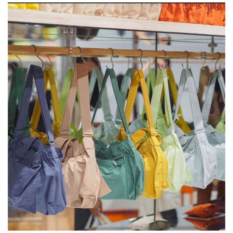 BTV dumpling bag size XS