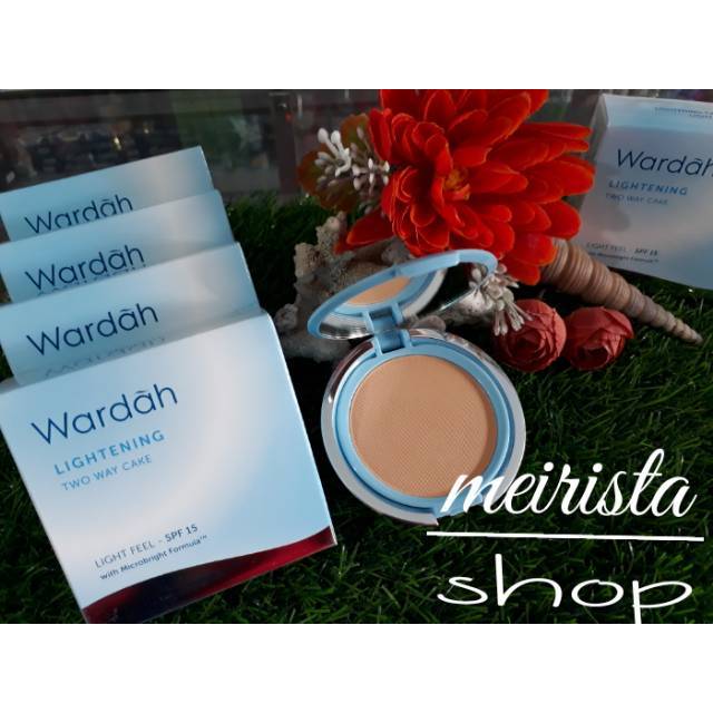 PROMO WARDAH Lightening Powder Foundation Light Feel/BEDAK PADAT/TWC +TEMPAT