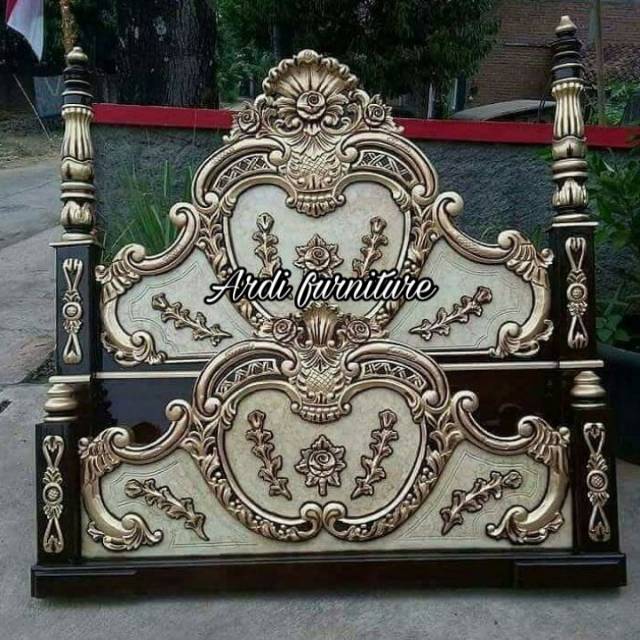 Dipan raja,dipan ukir,ranjang,balai
