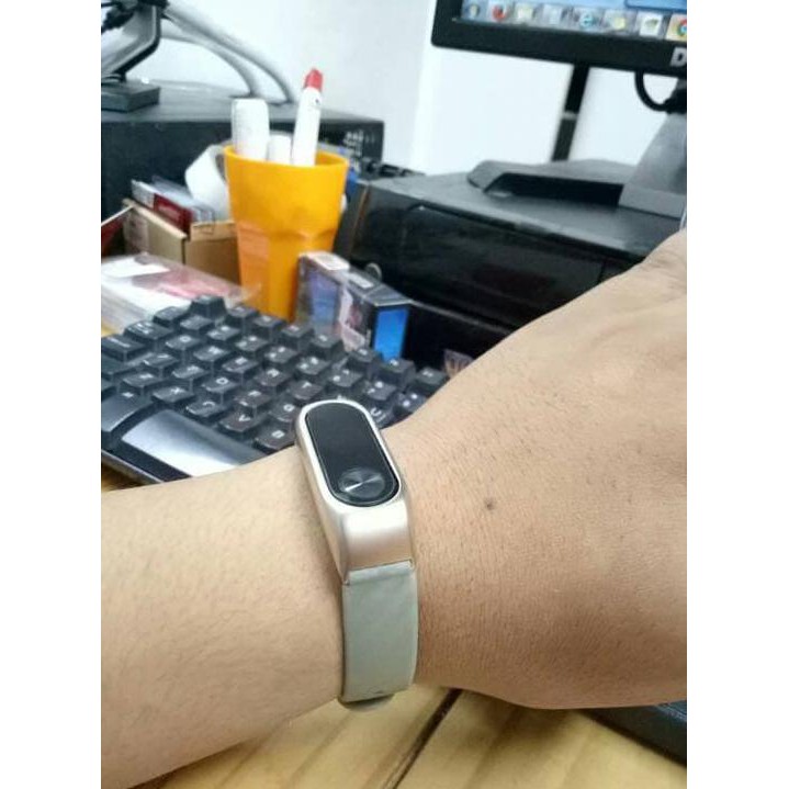 Wd436738- New Gelang Karet Silicon Xiaomi Mi Band 2 Carbon Metal Frame Rare Item - Abu-Abu Muda