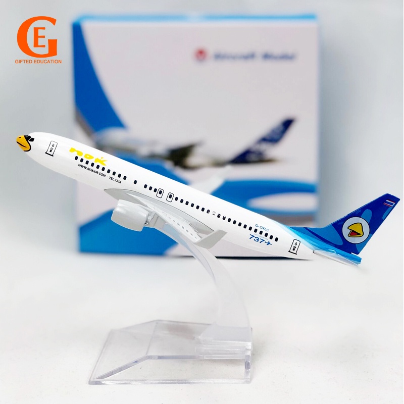 Miniatur Diecast Pesawat Terbang Thailand Airways NOK B737 737 Bahan Metal Warna Putih Ukuran 16CM