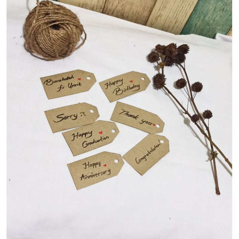 

HANGTAG UNTUK HIASAN PACKING / HANGTAG BAJU / HANGTAG COSTUM