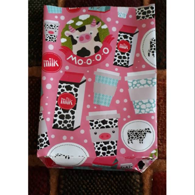 

Packing khusus untuk kado hadiah