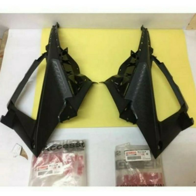 Cover fairing sayap dalam yamaha R15 vva V3 original Kanan kiri