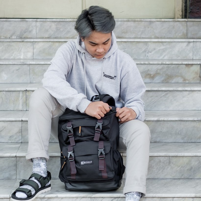 SHIFTER BLACK ORIGINAL x MCKINLEY Tas Ransel Casual Hitam Pria Daily Backpack Kuliah Kampus Kerja Kantor Sekolah SMA SMK Remaja Dewasa Tas Punggung Laptop Ukuran Besar 14 Inch Bagpack Distro Premium Outdoor Travel Traveling Bag Keren Terbaru Kekinian