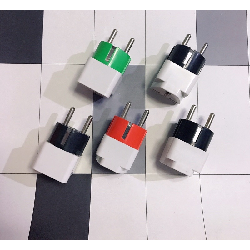 Over Steker Adaptor 3 Kaki Travel Adapter ke 2 Universal / Over Steker kaki tiga 3 jadi kaki dua 2