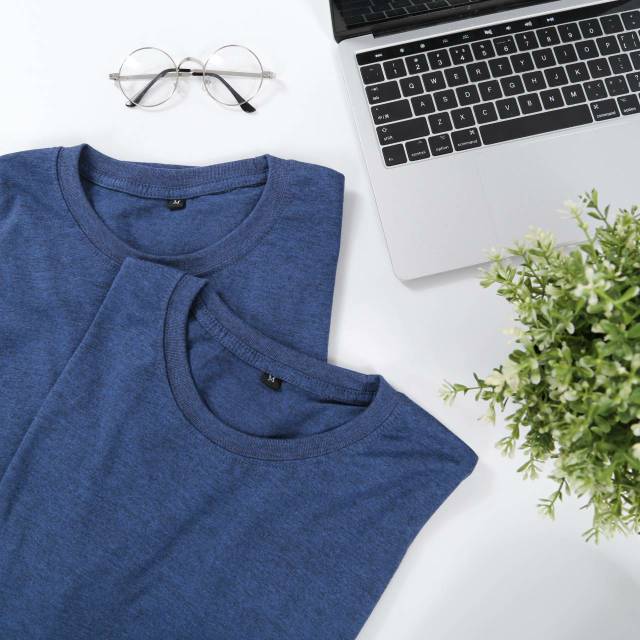 Kaos polos navy misty