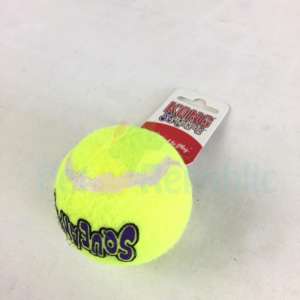 

KONG Mainan Anjing AST2B Squeakair Tennis Ball Medium 1pcs