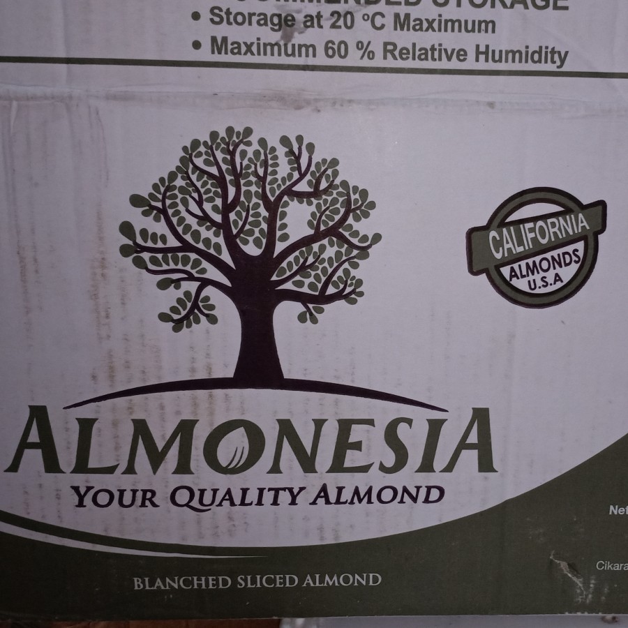

Almond Slice Almonesia repack 1 ons