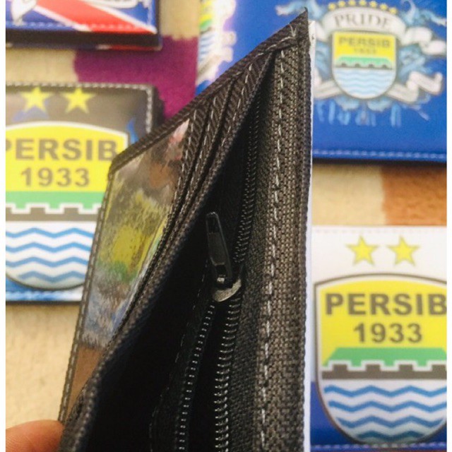 dompet anak motif cetak club sepak bola persib bandung bahan lak D600 model lipat dua horizontal #dompet #dompet #dompetanak #dompetcowok #dompetlipat