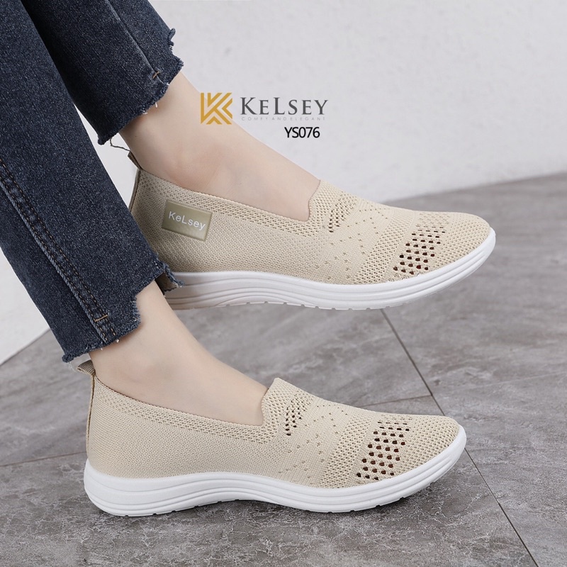 Kelsey  Sepatu Flyknit Flat Shoes Wanita  YS076