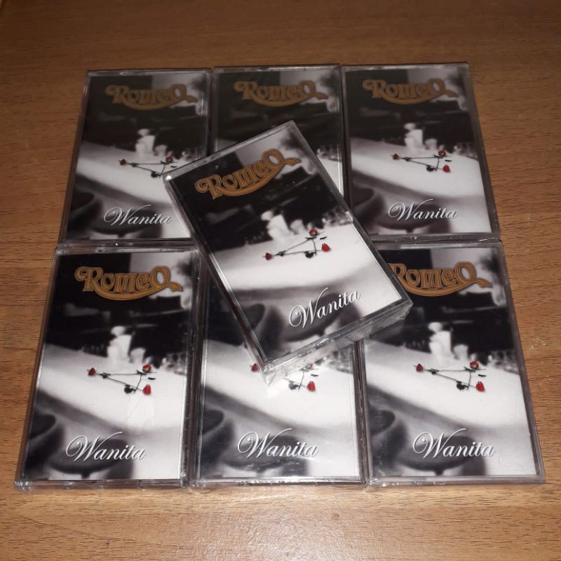 Kaset ROMEO - Wanita