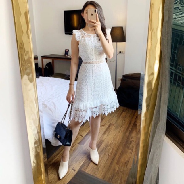 White dress (Dress Bangkok Putih)