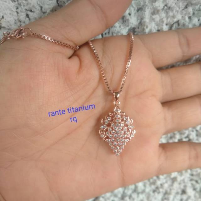 Kalung titanium liontin replika berlian,awet, tahan lama