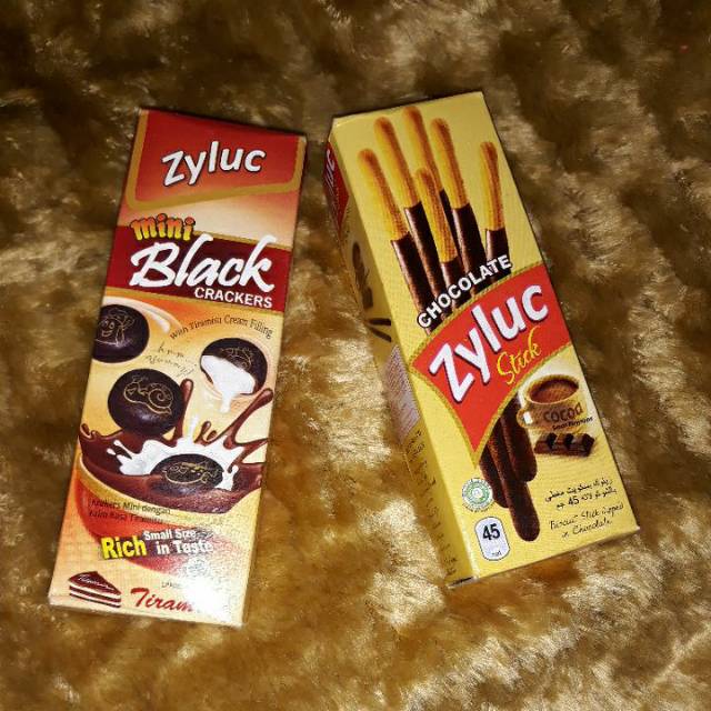 

Zyluc mini black/ stikc