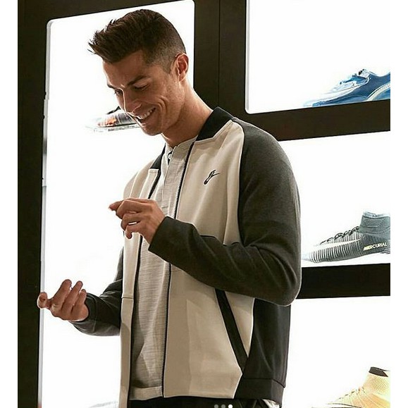 Jaket Nike Varsity White CR7