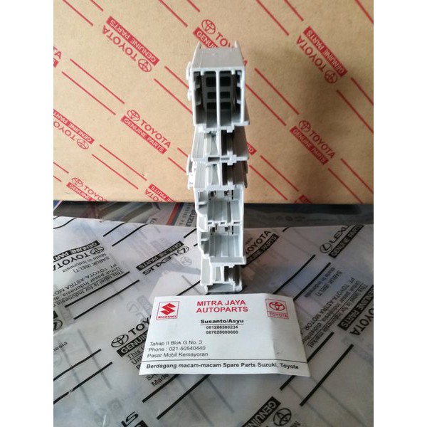 Box sekring-fuse box Innova Fortuner Hilux