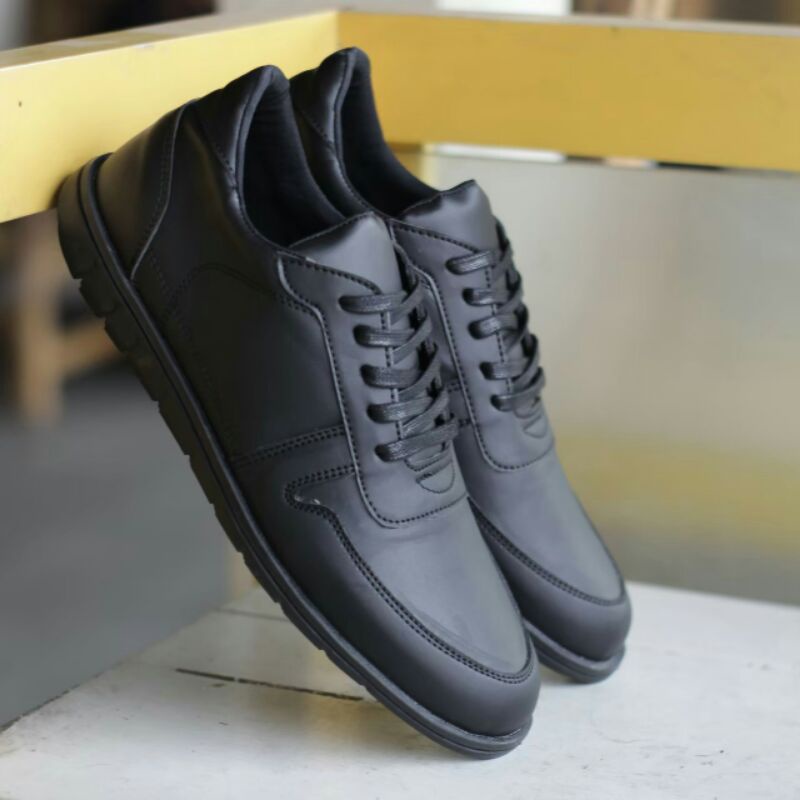 SEPATU FORMAL PRIA CASUAL PERKANTORAN ORIGINAL MUGEN - SepatuFormal Pantofel pria Resmi Formal Hitam Coklat Black Brown Kulit Sintetis Kasual Kantor Dinas Kuliah Gereja Pesta Kondangan Kerja PNS Guru Terbaru Terlaris Murah