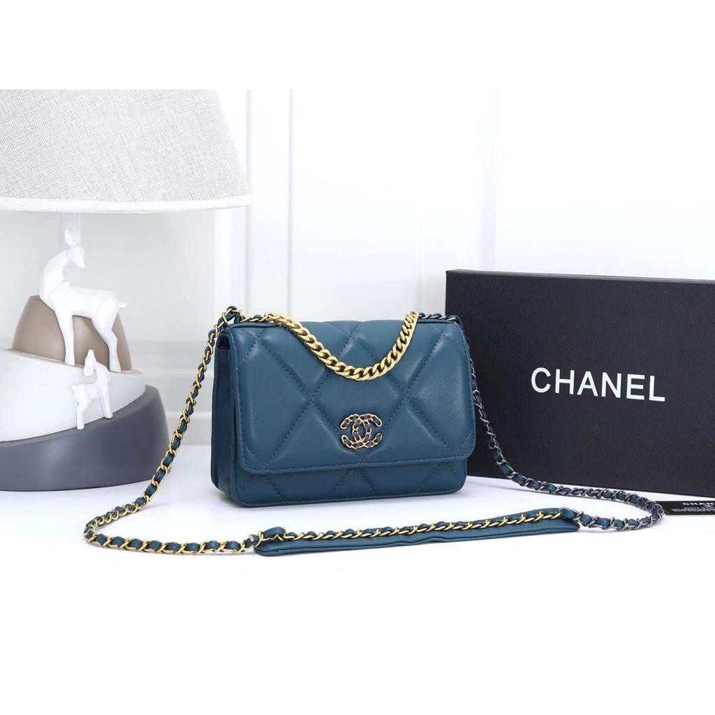 Chanel flap bag 1635
