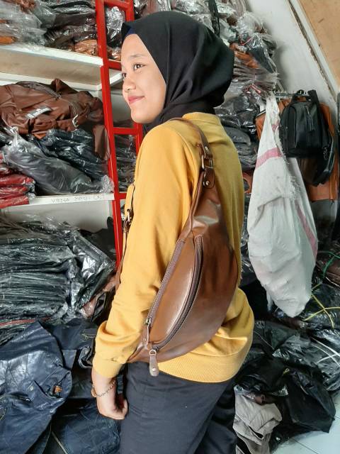 ( Naflah Store ) Tas Pria Kulit Papirut Asli Garut Selempang Fashion Pria Terbaru