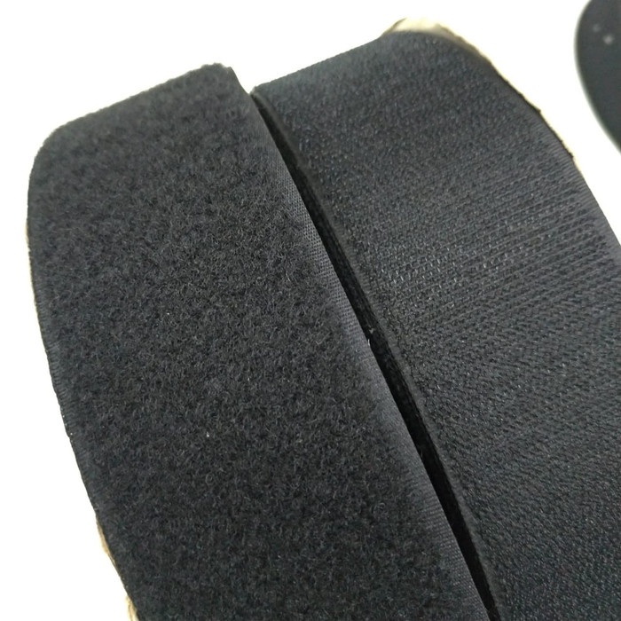 

PEREKAT-PENGIKAT- VELCRO STRAP / MAGIC TAPE / PEREKAT PENGIKAT KAIN 5 CM 2" (PER METER) - HITAM