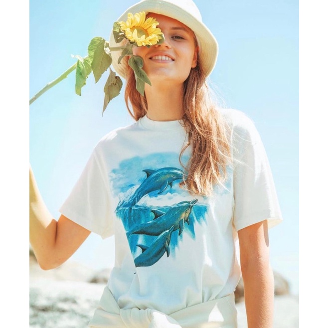 Kaos Oversize Dolphin (LD 106, P 65)